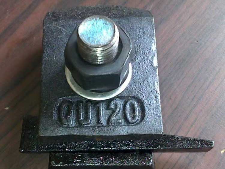 压轨器